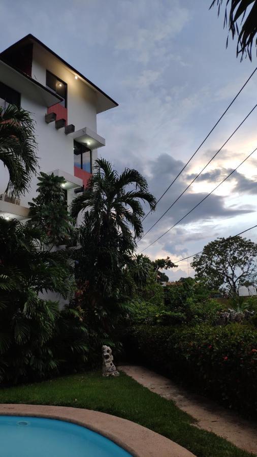 Hotel Canada Internacional Palenque Eksteriør billede