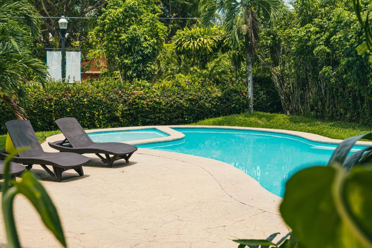 Hotel Canada Internacional Palenque Eksteriør billede